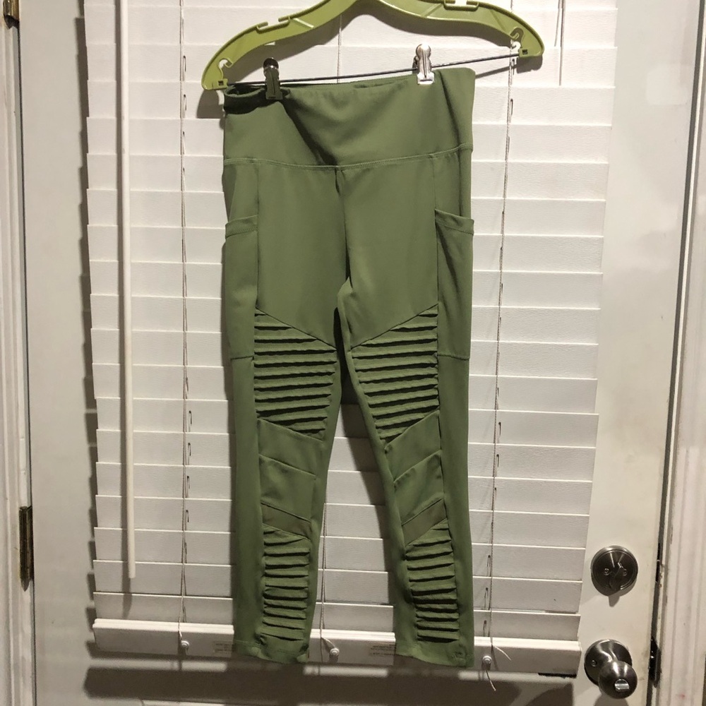 Constantly Varied Gear Leggings